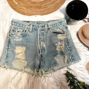 Vintage Levi’s 501 western  boho studded distressed short 26